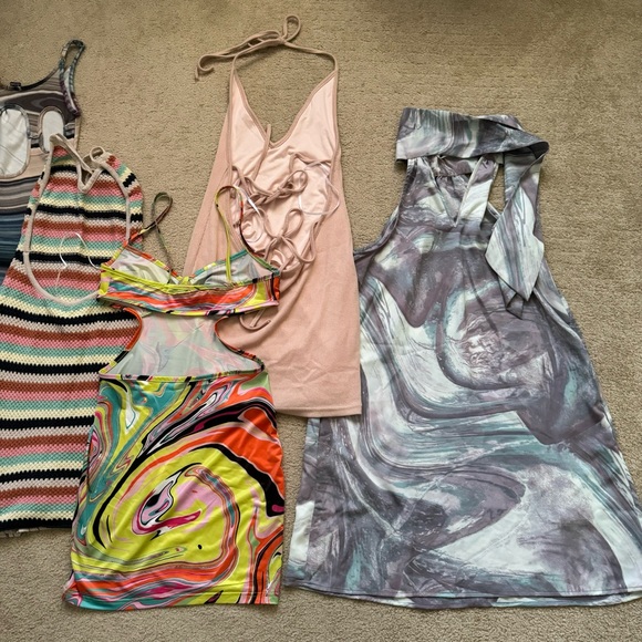 Bundle of XS/S Dresses - Picture 6 of 9
